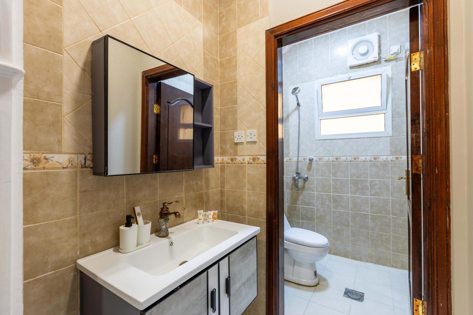 マディーナAl-Rajhi Luxury Modern Flats - Nozol Noor 6アパートメント エクステリア 写真